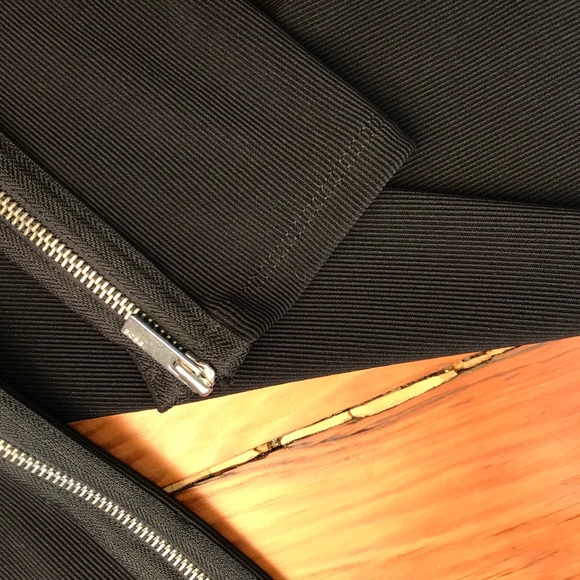 BCBG Leggings with Zipper Detail - Picture 6 of 9
